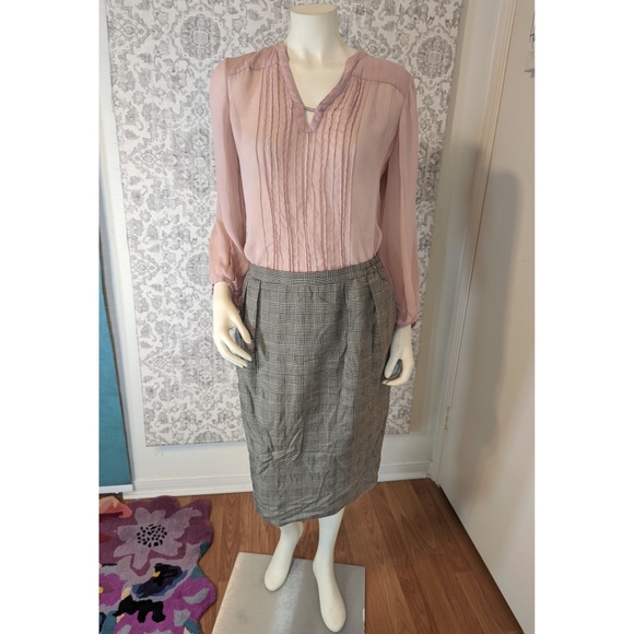 Diane Von Furstenburg Clay Pink Silk Flutter sleeve Pleated Blouse 8 - Picture 3 of 9